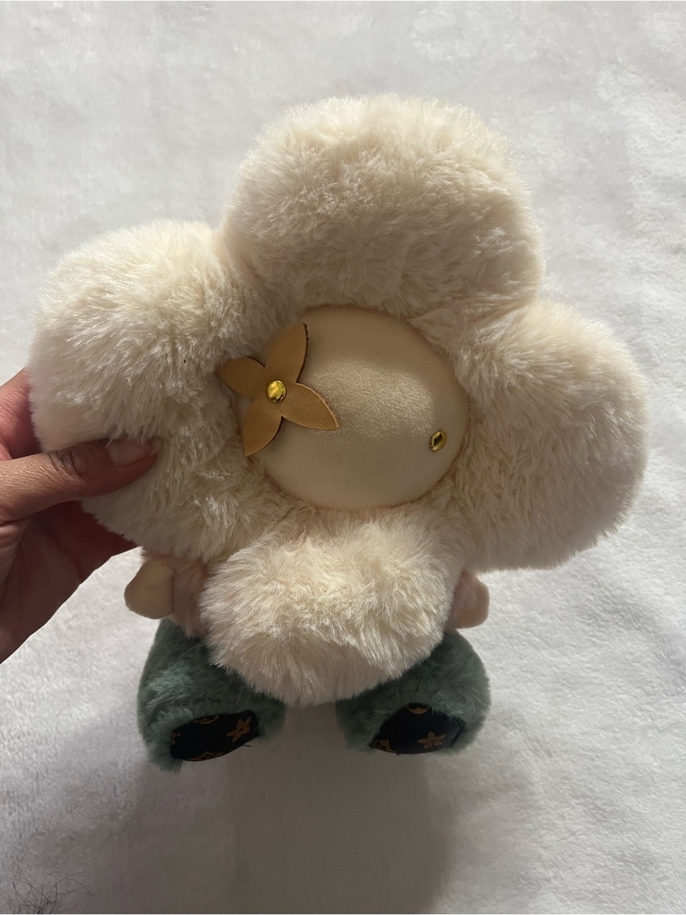 Vivienne style flower plush Character, cute small plush
